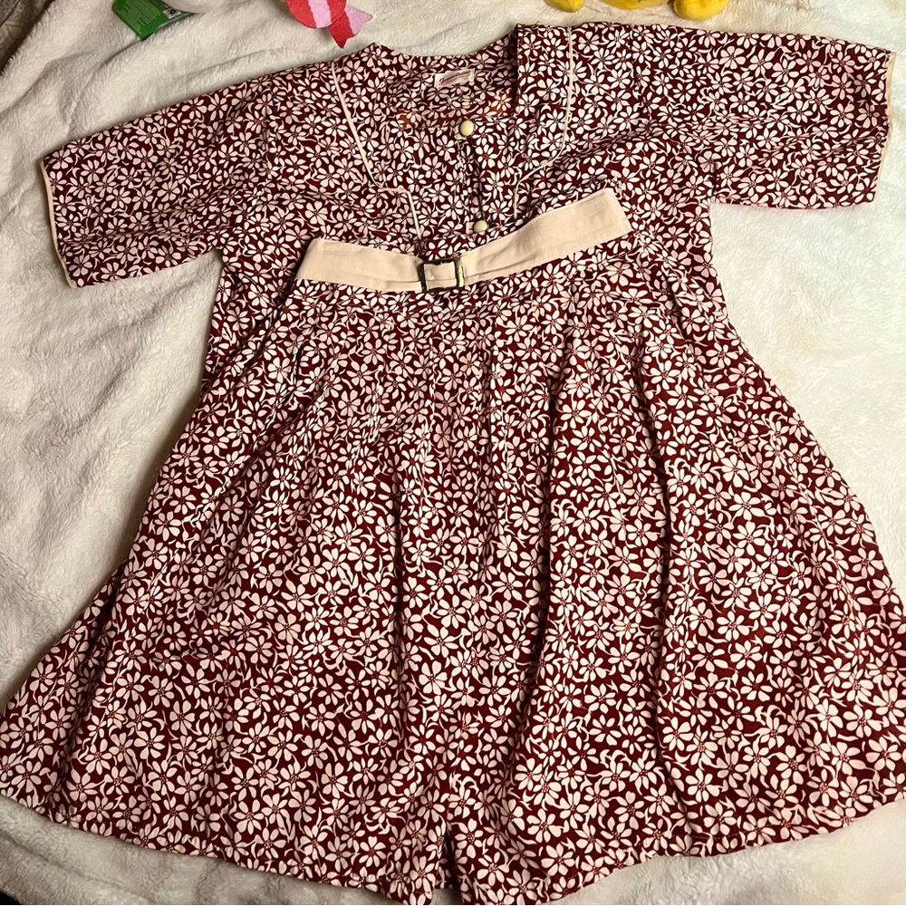 Pre Loved Elegant Dressy Short Set..